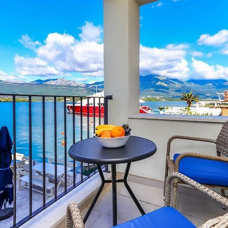 Timea Apartment Tivat Exteriör bild
