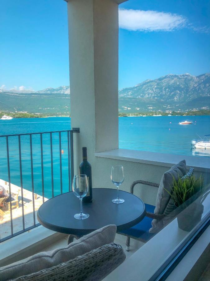 Timea Apartment Tivat Exteriör bild